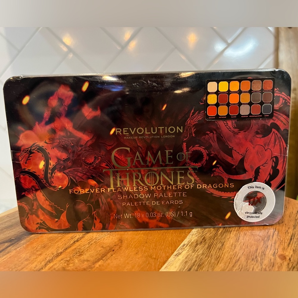 Revolution X Game Of Thrones Forever Flawless Mother Of Dragons Eyeshadow NEW